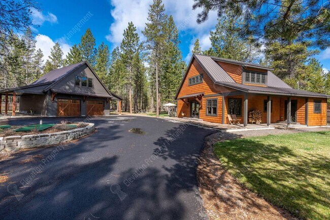 Building Photo - Modern Barn Style 2 BR - 2 BA on 1 acre in...