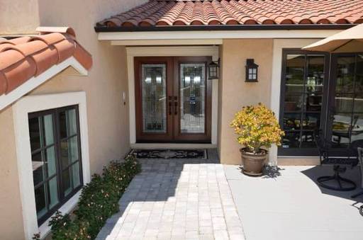 Foto del edificio - 15850 Jackson Oaks Dr
