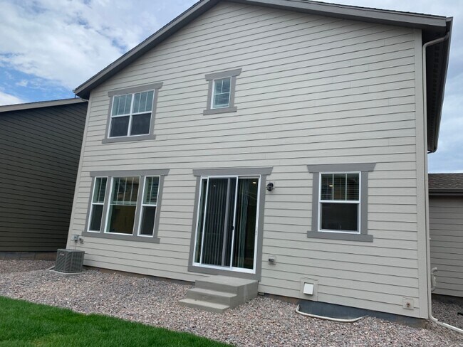 Building Photo - 2920 Crusader St