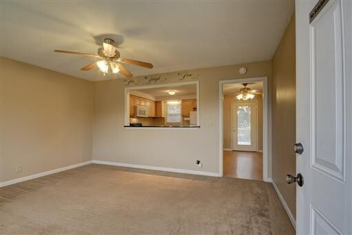 Building Photo - 3 Bedroom Home For Rent Near Heritage Park!