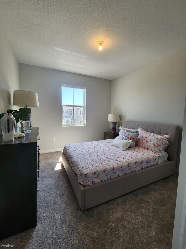 Building Photo - 3 br, 2.5 bath House - 12366 NW 23rd Ct Br...