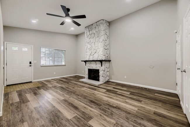 Photo - 7136 W Portland Ave Townhome