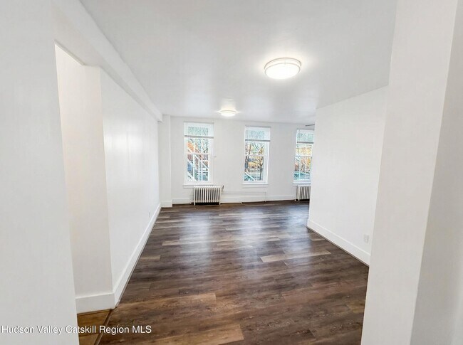 Foto del edificio - 720 Warren St