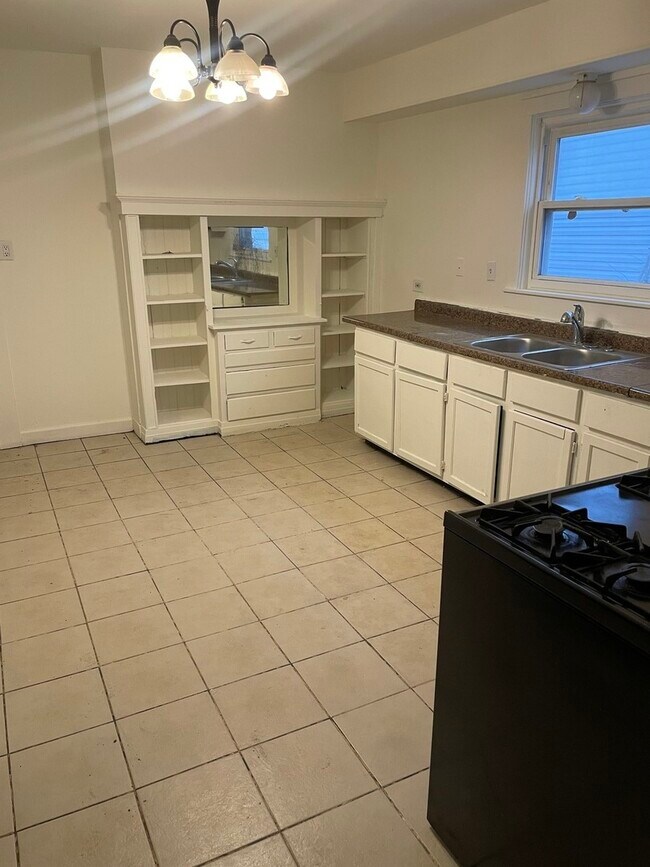 Foto del edificio - 538 E 154th Pl