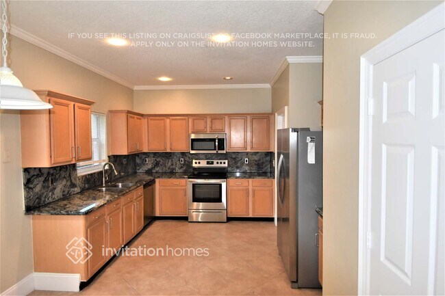 Foto del edificio - 843 NW 127th Ave