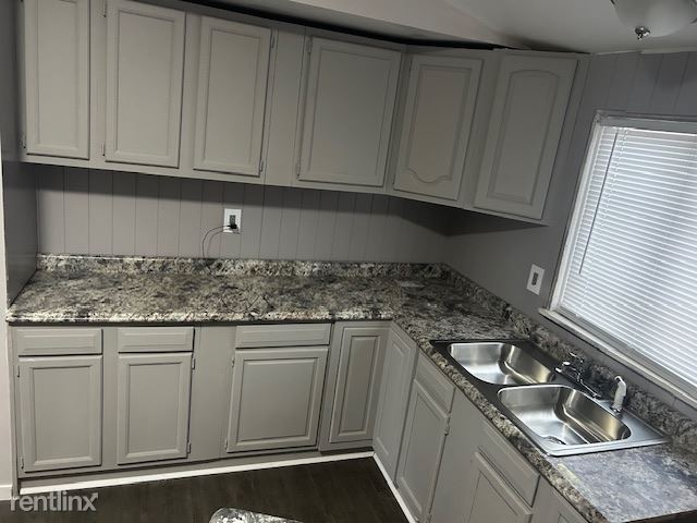 Building Photo - 3 br, 1 bath House - 6254 Cypress Dr