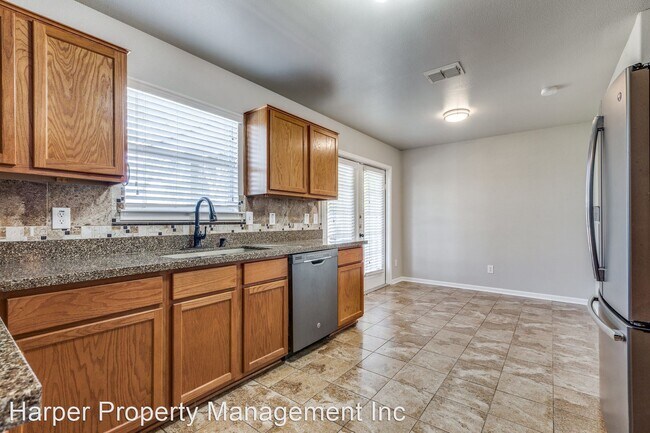 Foto del edificio - 3 br, 2.5 bath House - 7343 Lyia Branch