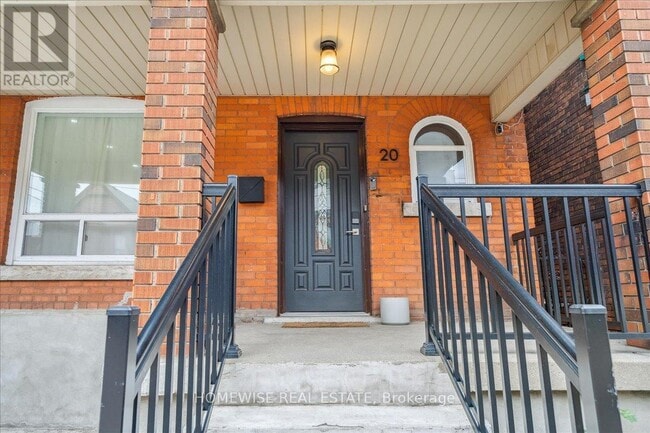 Building Photo - 20 Greenaway Ave