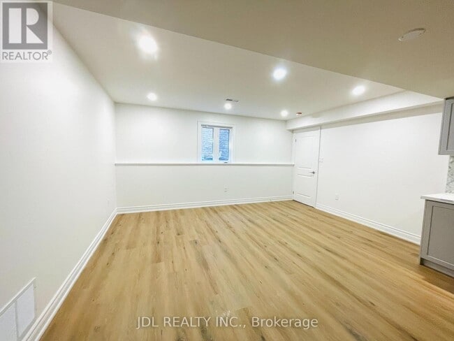Building Photo - 8 Tascona Ct