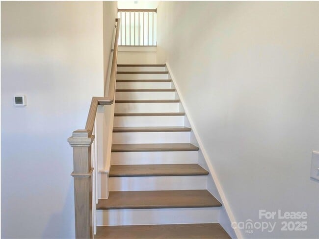 Foto del edificio - 3228 Drift St