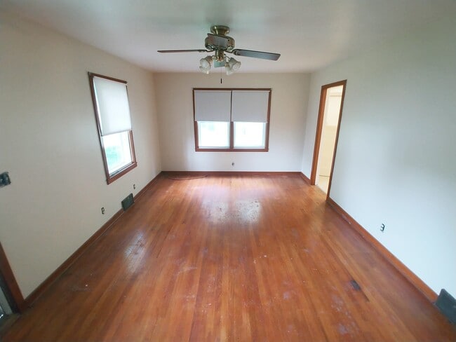 Building Photo - 2br House | Mt. Healthy |  Great Neighborhood