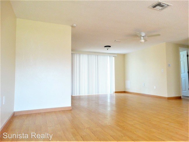 Building Photo - 3 br, 1.5 bath House - 4133 Westwood Drive