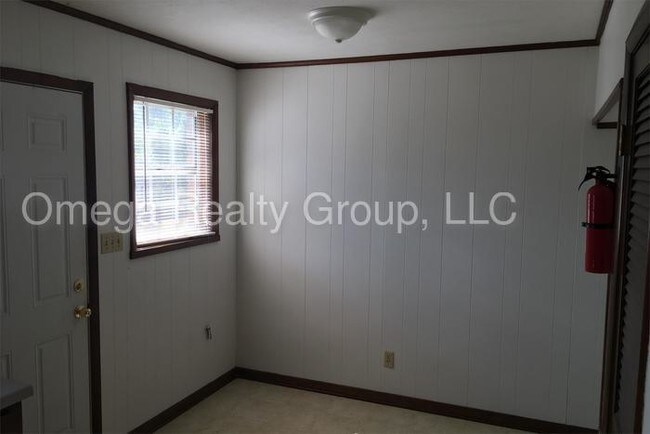 Building Photo - 1530 Warrior Rd