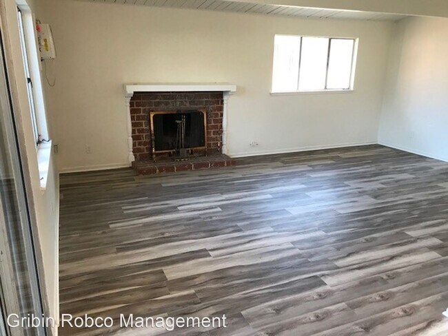 Building Photo - 3 br, 2 bath House - 14823 Strathern Street