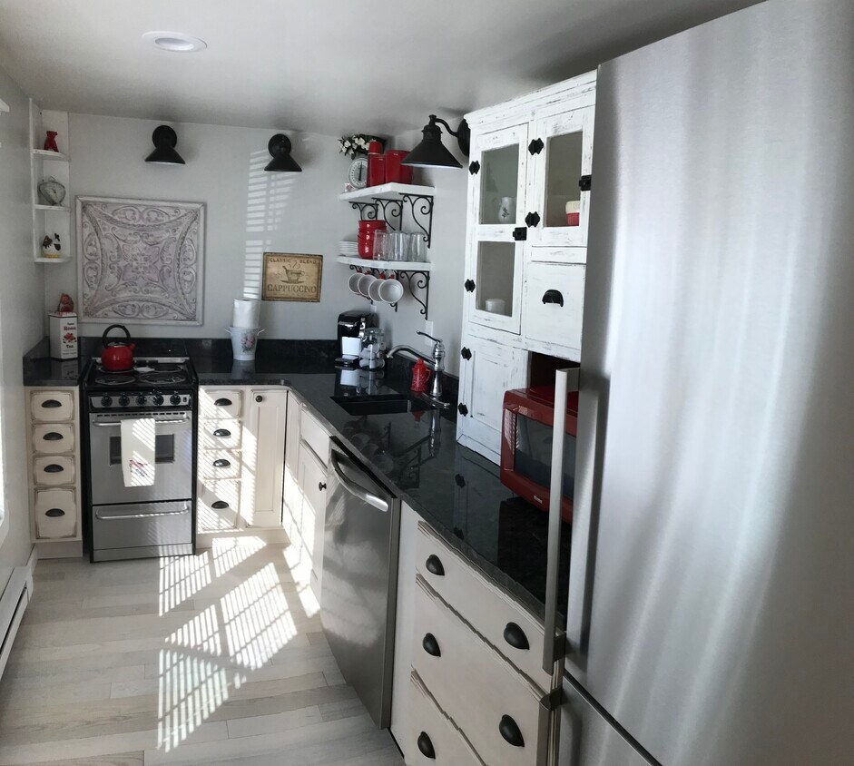 Foto principal - 10 N Badger St