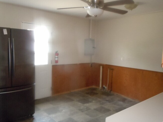 Building Photo - 1417 Ladd Ave