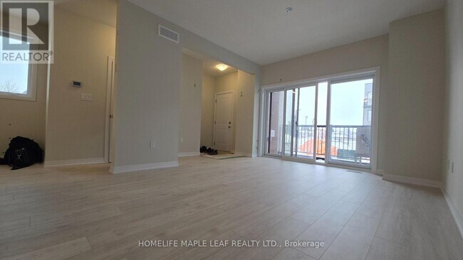 Building Photo - 525 Erinbrook Dr