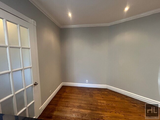 Foto del edificio - E 13TH ST.