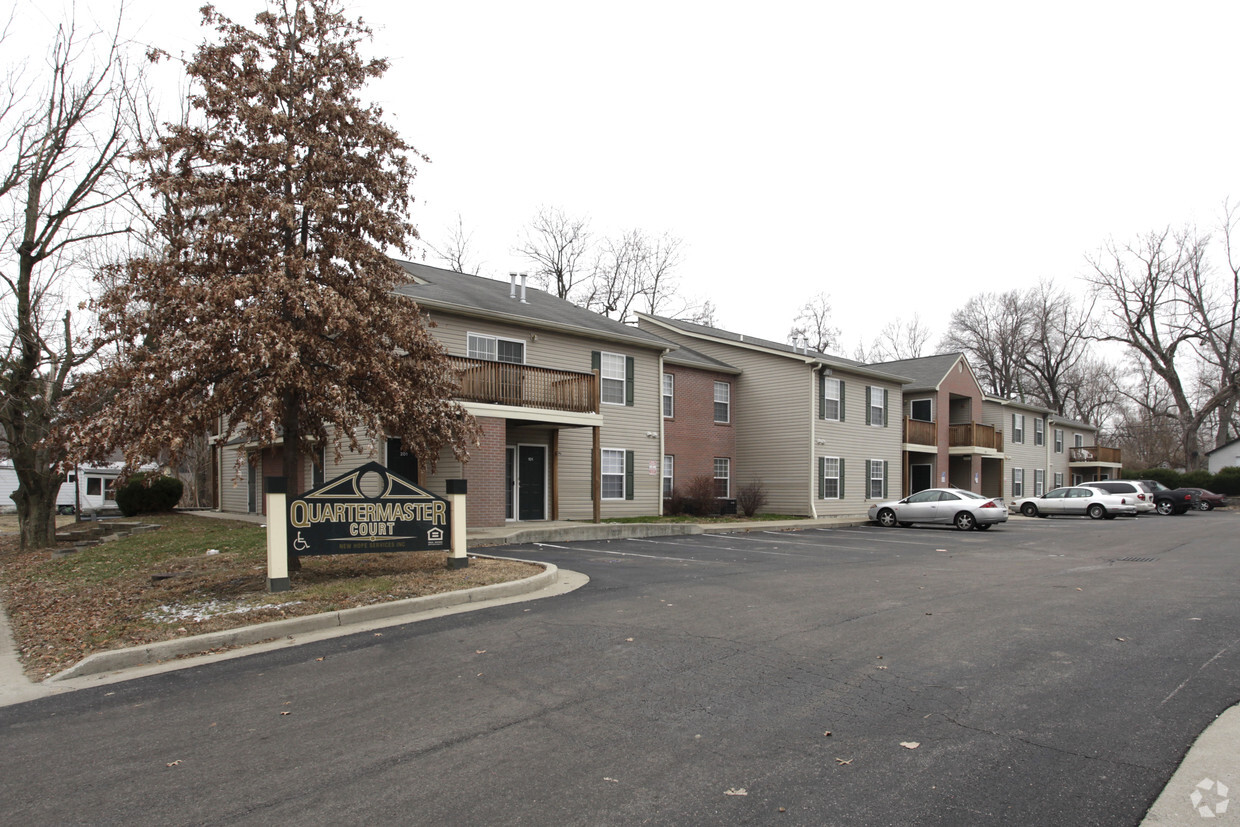 Primary Photo - Avery Place Apartments