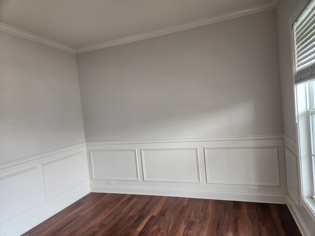 Building Photo - 16613 Rockcrest View Ln
