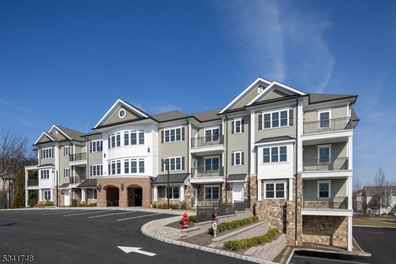 Primary Photo - 50 Mt Bethel Rd