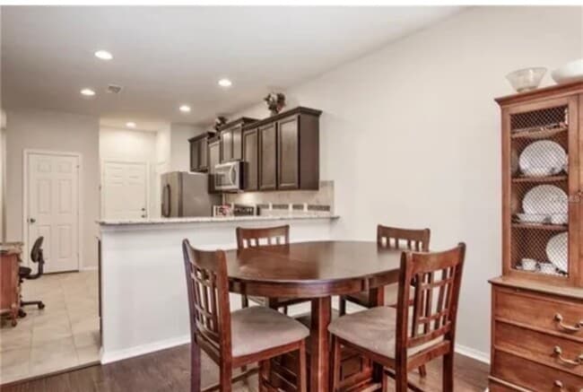 Building Photo - 8744 Turnstone Haven Pl