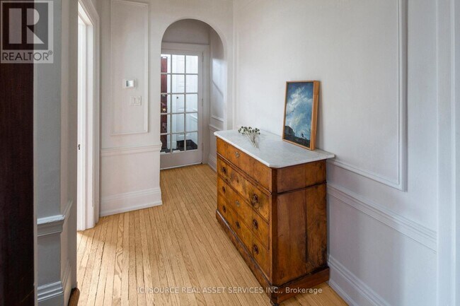 Photo du bâtiment - 70 Crescent Rd