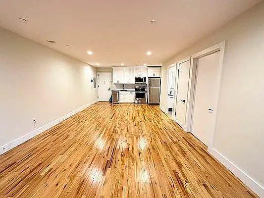 3 bedroom in Bronx NY 10468 - 3 bedroom in Bronx NY 10468