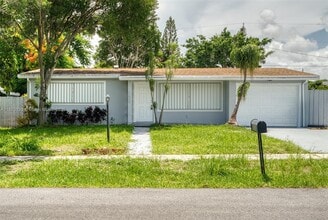 Building Photo - 658 SW 1st Ct