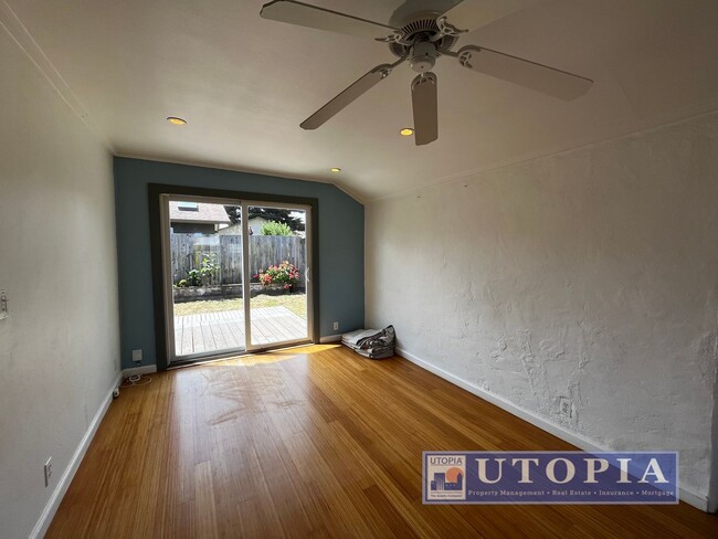 Foto del edificio - Sunny and Private 1 bed, 1 bath home, with...