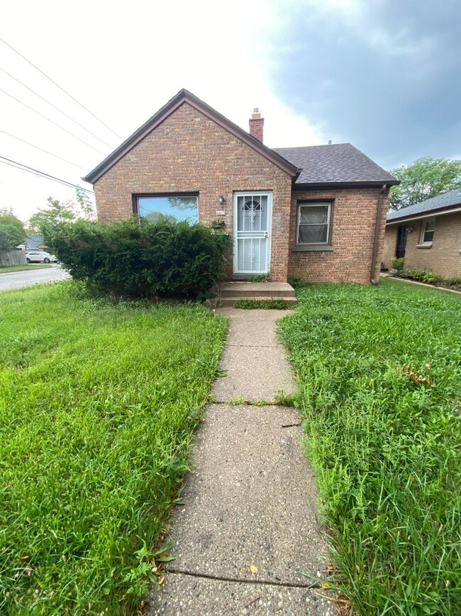 Building Photo - 4403 N 66th St