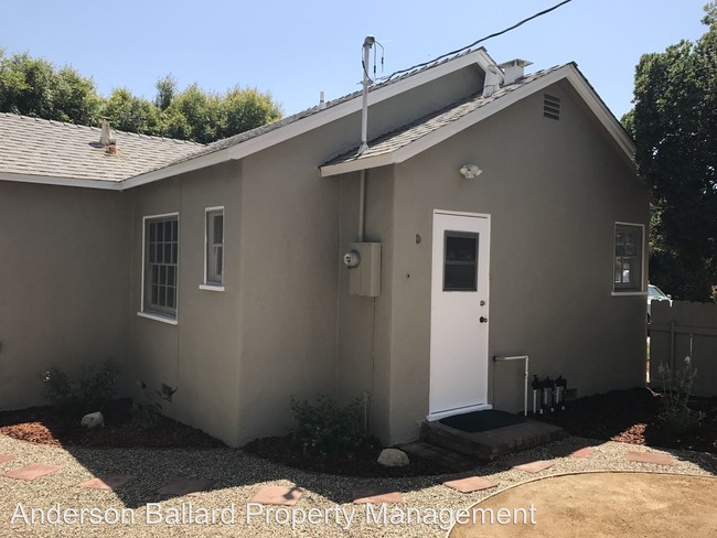 Building Photo - 4444 Briggs Ave