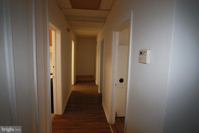 Foto del edificio - 117 N Walnut St
