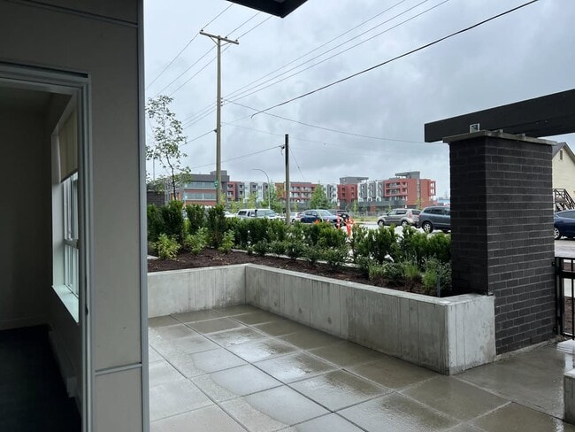 Building Photo - 20834-20880 80 Ave