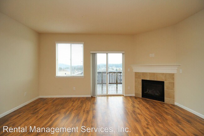Foto del edificio - 3 br, 2.5 bath House - 12842 SE 155th Ave