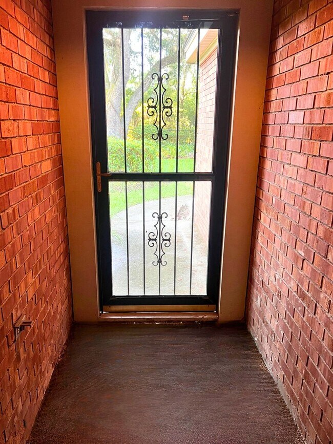 Foto del edificio - Charming 3-Bedroom Home on 2 Acres – Lands...