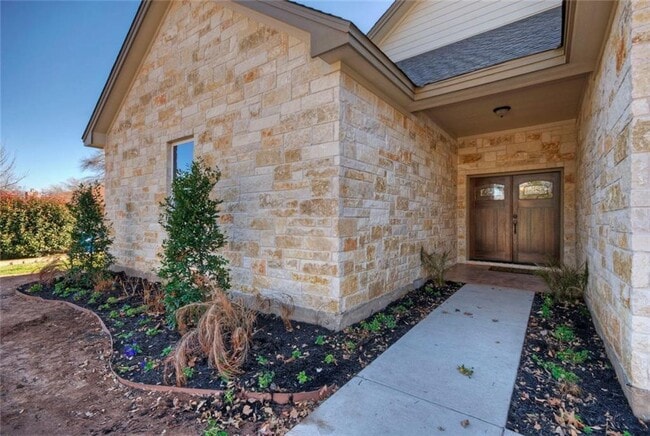 Building Photo - 10911 Hillside Oak Ln