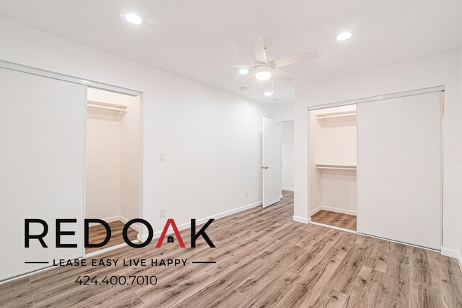Building Photo - 651 W 92nd St
