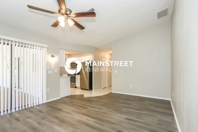 Foto del edificio - 3 Bedroom Pet-Friendly Home in ENGLEWOOD, FL with Main Street Renewal