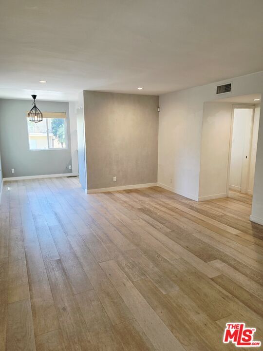 Foto del edificio - 11754 Darlington Ave