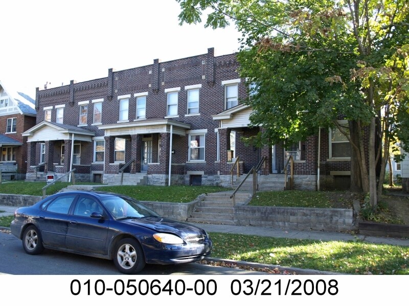 Foto principal - 990-1000 S Ohio Ave
