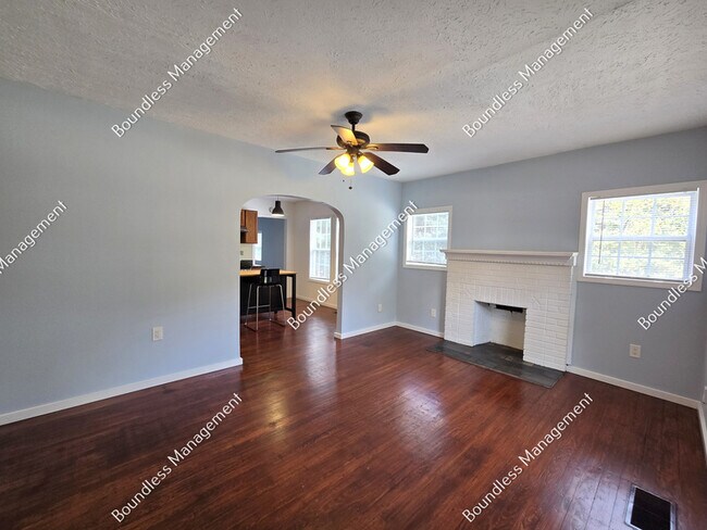 Building Photo - 2473 N Bayard St