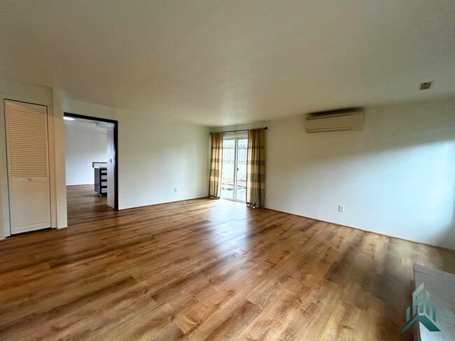 Foto del edificio - 2 Bed / 2 Full Bath Single-Level Townhome in Timberhill