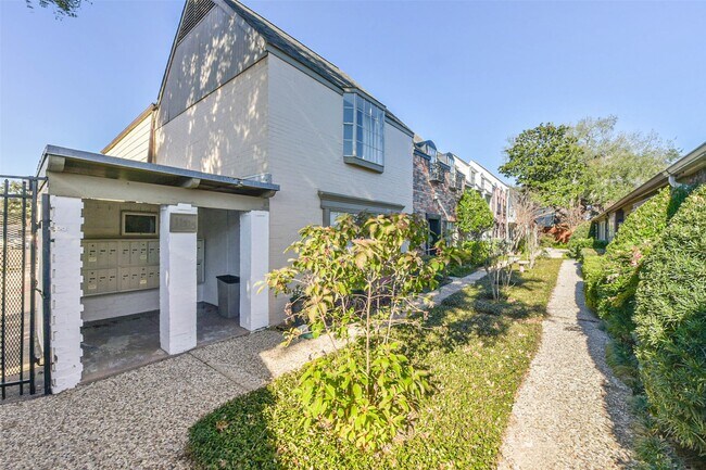 Foto del edificio - 11525 Burdine St