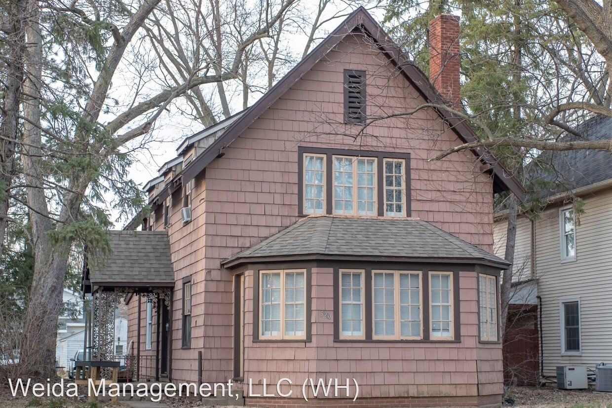 Primary Photo - 3 br, 1.5 bath House - 520 Evergreen