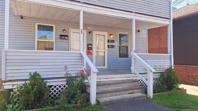 Building Photo - 35 Norfolk St