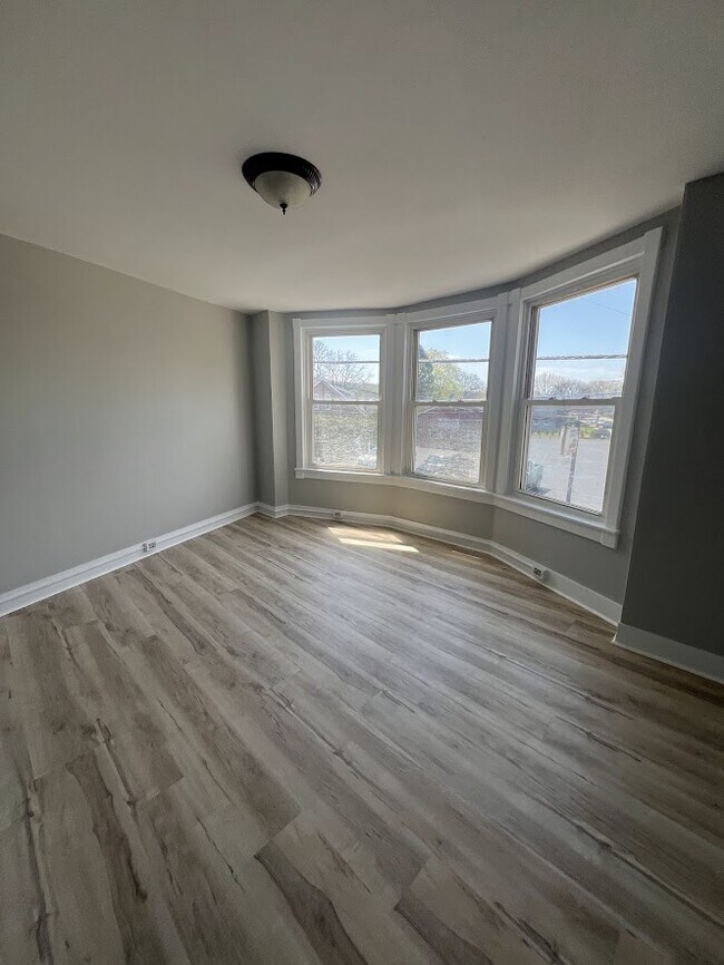 319 N Franklin St Unit B, Fleetwood, PA 19522 Apartments in Fleetwood