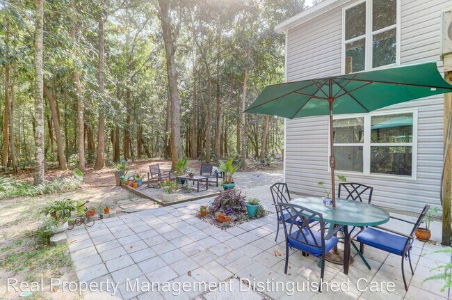 Building Photo - 2 br, 1 bath House - 2961 Hut Rd