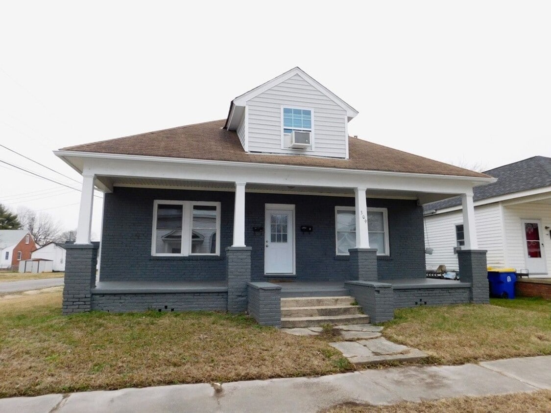 Foto principal - 309 Memorial Ave