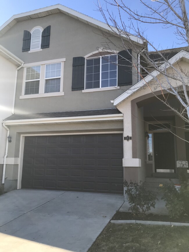 Building Photo - 3113 N Provence Ln Unit H2